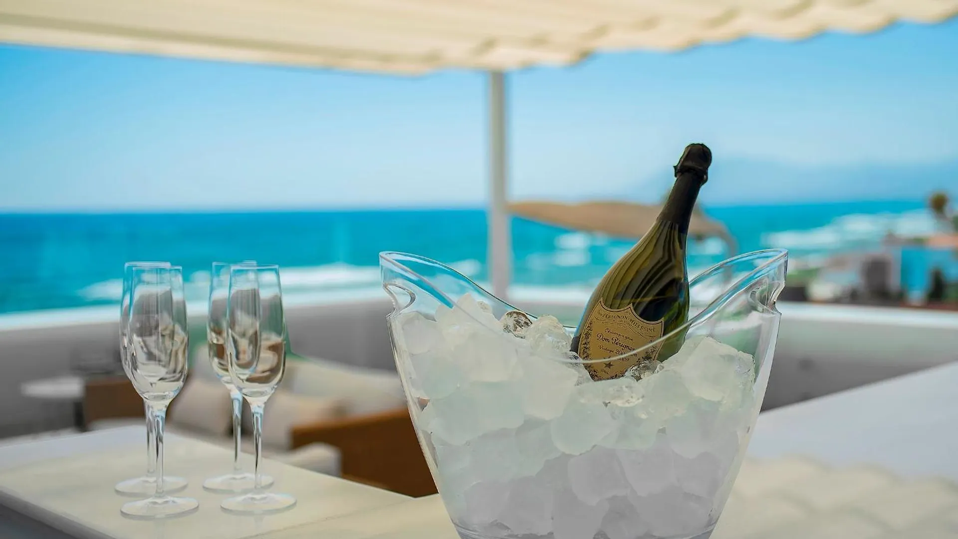 Villa Frontline Beach Costabella - Marbella