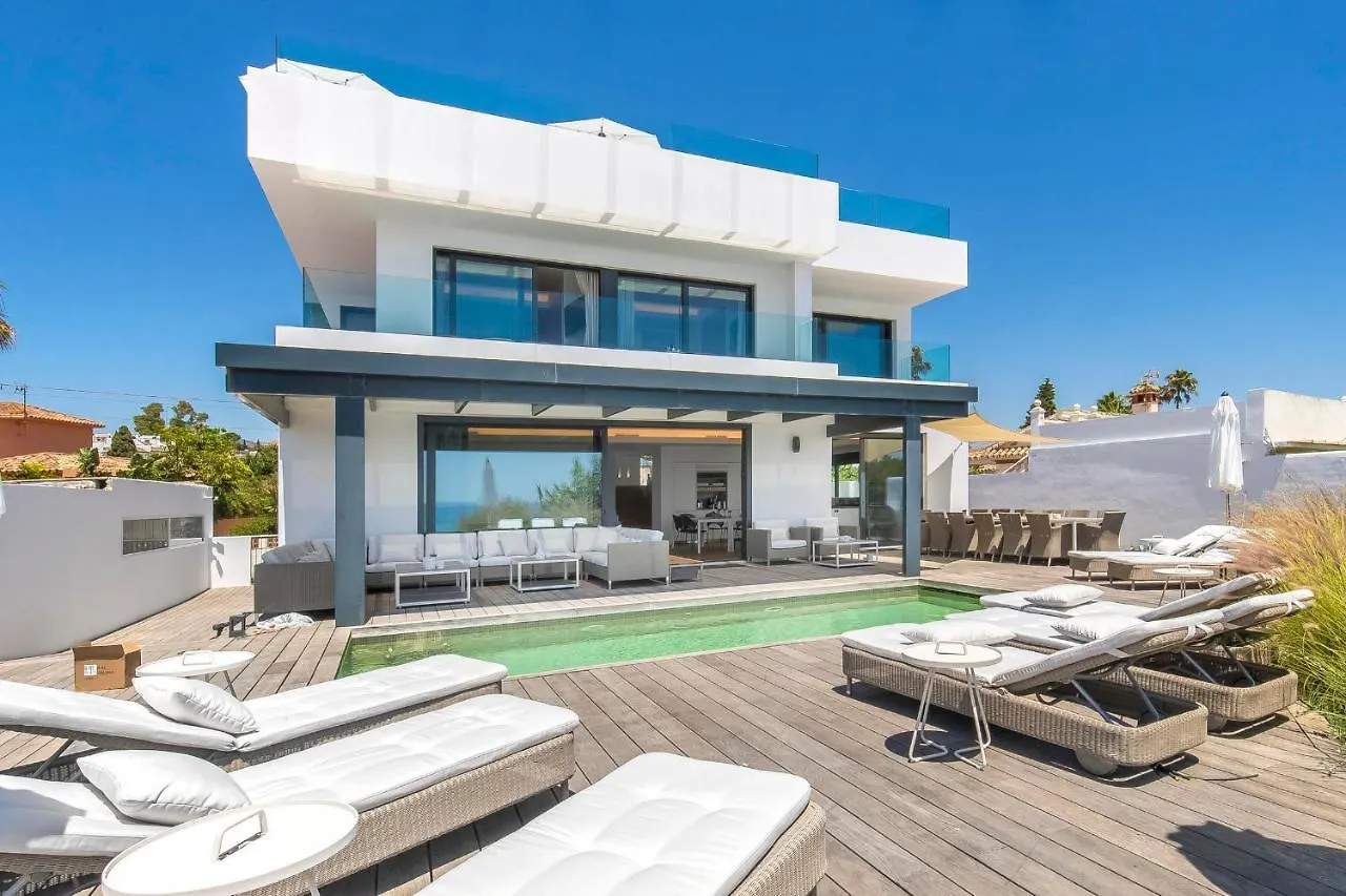 Villa Frontline Beach Costabella - Marbella