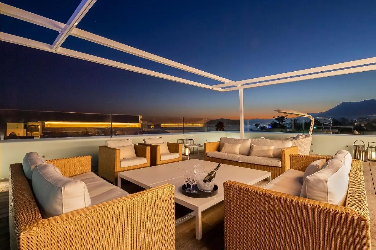 Villa Frontline Beach Costabella - Marbella