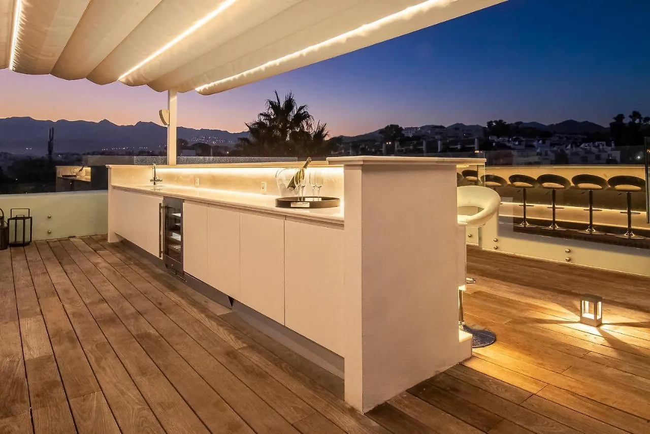 Villa Frontline Beach Costabella - Marbella