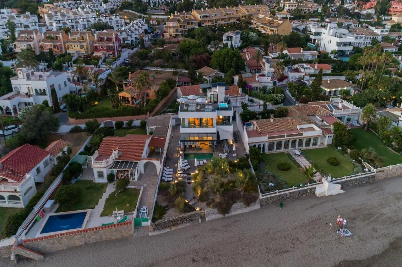 Villa Frontline Beach Costabella - Marbella